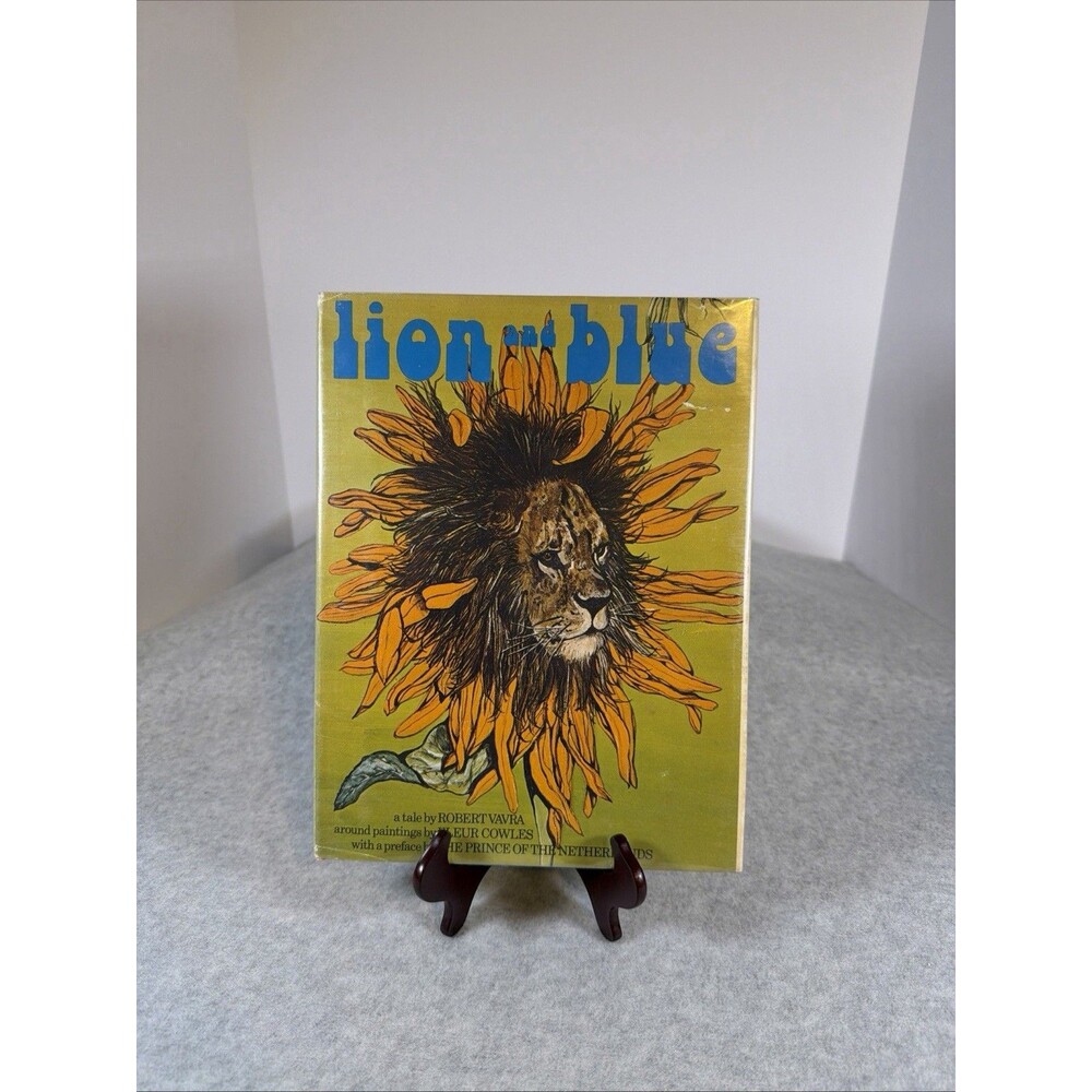 Lion and Blue by Robert Vavra (1974, Hardcover) Fleur Cowles Paintings Vintage